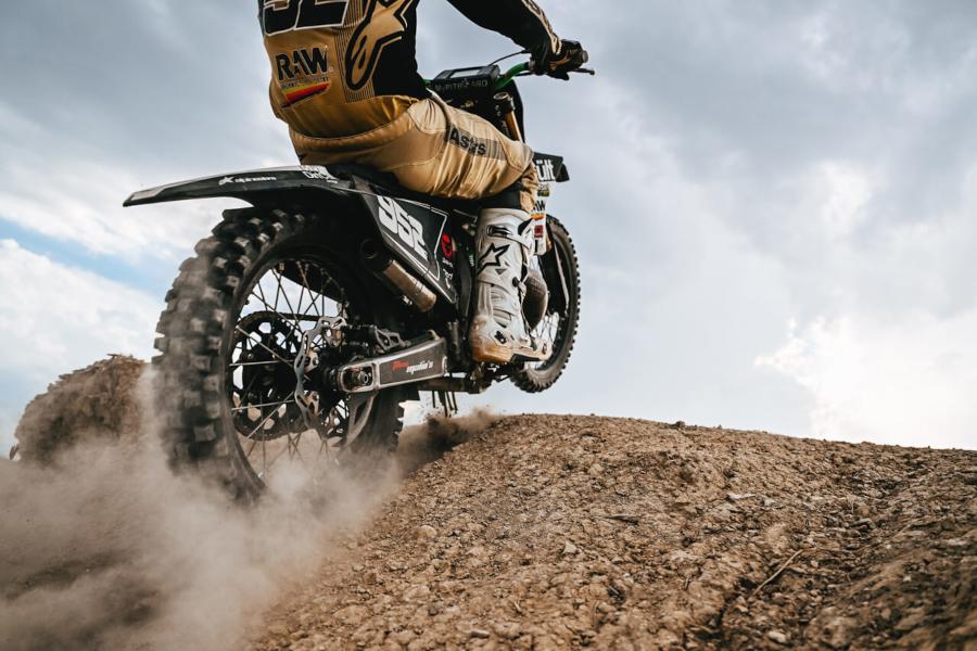 Nikon Z9 Camera Body 17 Nikon Z9 Camera Body -Camera Gear Store fps 1